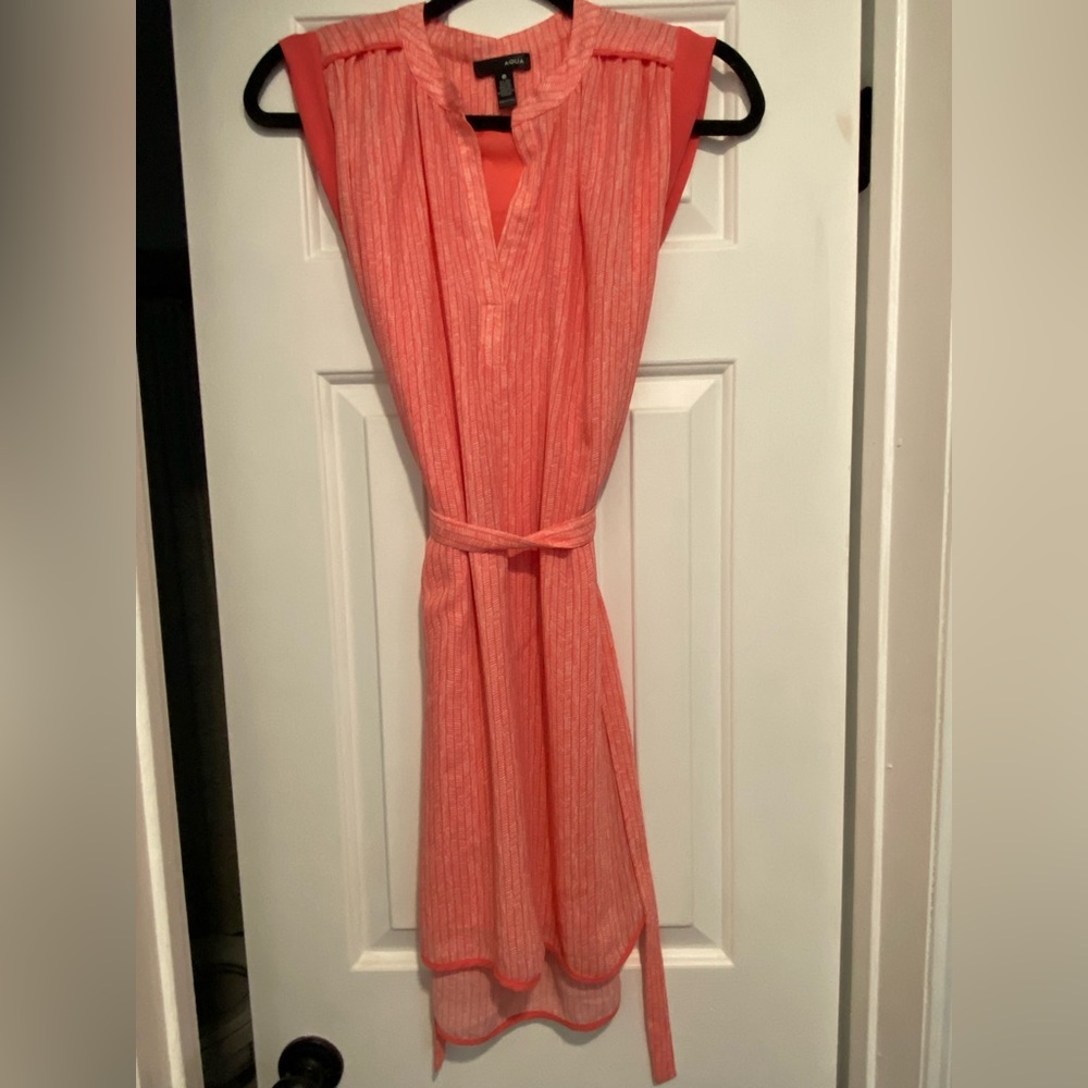AQUA size Small worn once. Coral tunic dress.